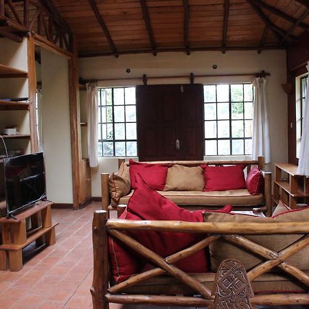 The Cottage-Place Of Grace 2Bdrm And Loft Bed All 4U At Usd58 ナイロビ エクステリア 写真