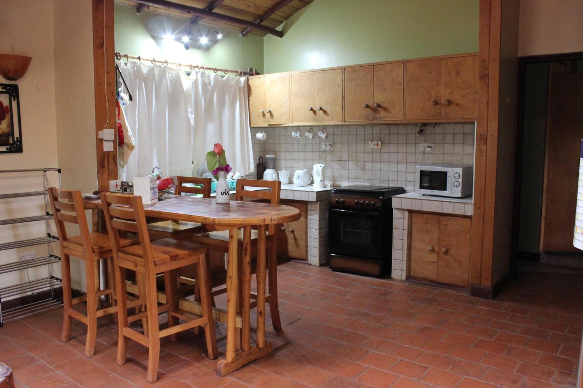 The Cottage-Place Of Grace 2Bdrm And Loft Bed All 4U At Usd58 ナイロビ エクステリア 写真